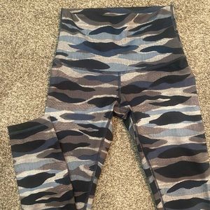 Lululemon High Rise Wunder Under Leggings